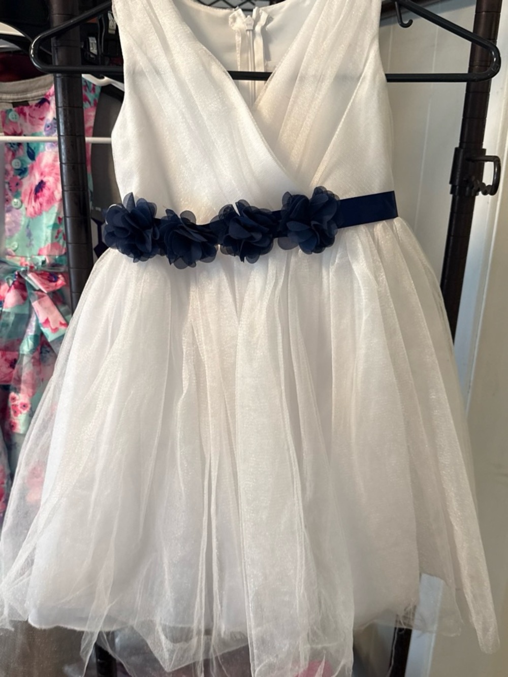 White Girls' Flower-Accent Tulle Dress with Navy Belt